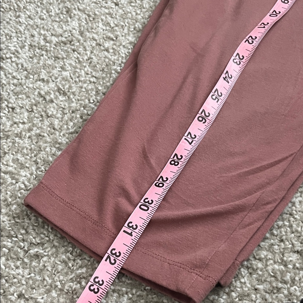 Rust Pink Drawstring Lounge Capris - Picture 3 of 6
